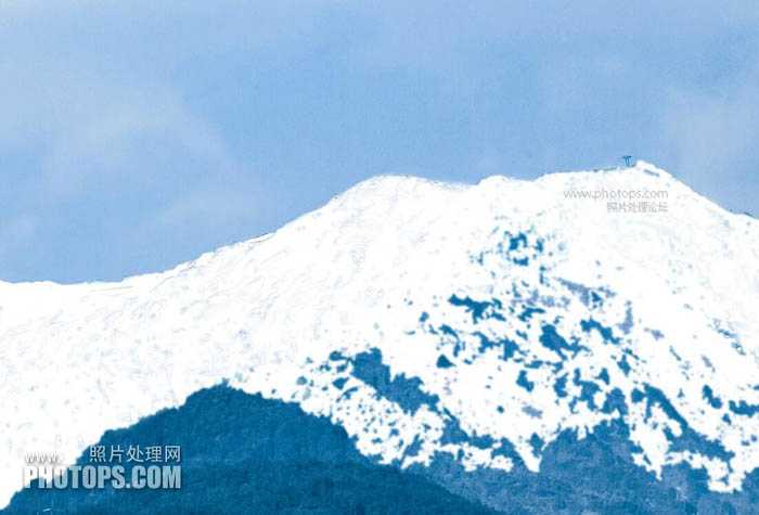 Photoshop利用魔棒工具为山峰图片加上厚厚的冰雪