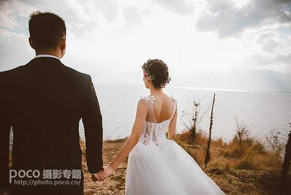 拍摄情侣照or婚纱照如何摆姿最自然？